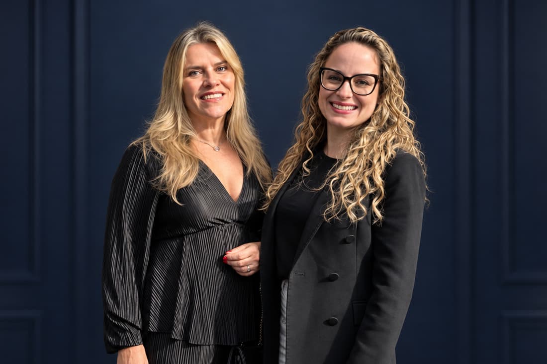 Dra. Flávia Vieira Machado e Dra. Marina de Assis Siqueira Brinati